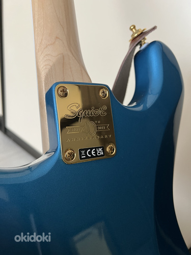 Fender Squier Stratocaster 40th anniversary gold edition (foto #3)