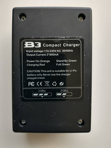 Lion зарядное устройство USB (8 фото из 8)