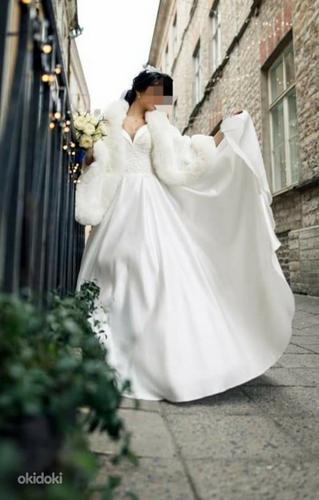 Красивое свадебное платье (фото #3)