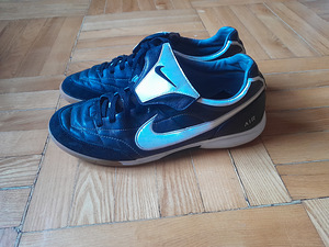 Jalgpalli jalanõud (Nike) nr.45 (1 foto / 2)