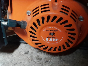 Generaator "Super Chart" 6,5 HP (8 foto / 10)