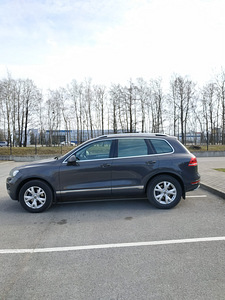 Müüa auto VOLKSWAGEN TUAREG 2011.a (2 foto / 6)