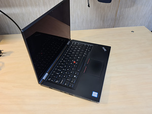 Lenovo X380 Yoga (5 foto / 6)