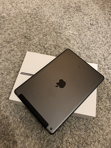 Apple Ipad 32Gb (8th generaration) Wifi+Cellular (4 foto / 5)