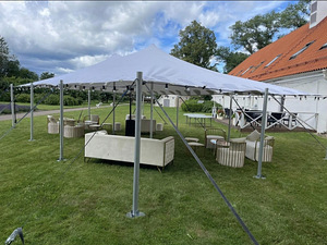 Mööbli rent üritusele (toolid, lauad, telgid, diivanid) (5 foto / 7)