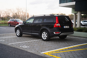 Volvo XC70 2.4 136kW (15 foto / 15)