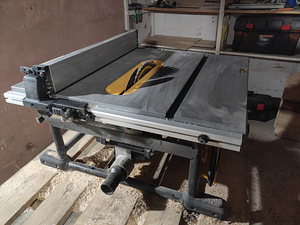 Saepink DeWalt DWE7492 (2 foto / 3)