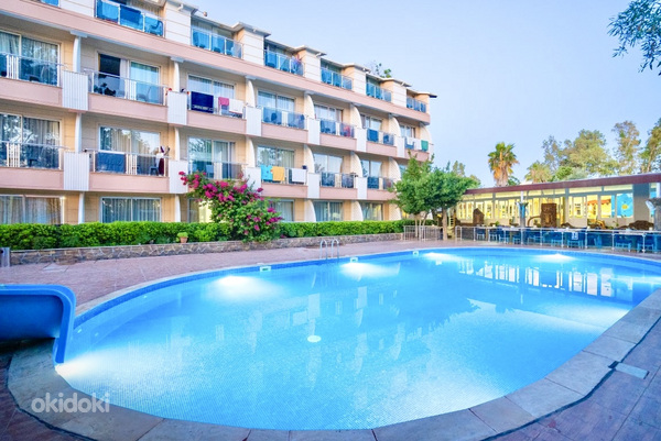 CLUB APERION BEACH HOTEL