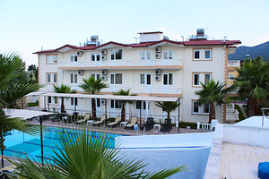 HOTEL GOLD STONE (1 foto / 6)