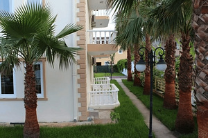 HOTEL GOLD STONE (2 foto / 6)