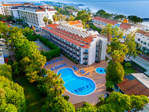 OJI BEACH HOTEL (1 фото из 10)