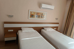 ALEXIUS BEACH HOTEL (9 foto / 9)