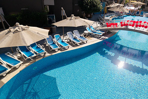 THE NORA HOTELS FAMILY CLUB (9 foto / 10)