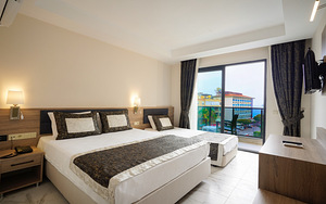 ARSI HOTEL (3 фото из 7)