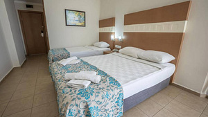 SUN FIRE BEACH HOTEL (6 фото из 10)