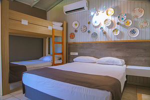 LEDA BEACH HOTEL (8 фото из 10)