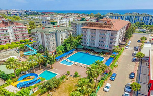 GRAND BAHAMA BEACH HOTEL (1 foto / 10)