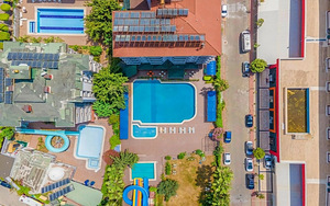GRAND BAHAMA BEACH HOTEL (2 foto / 10)