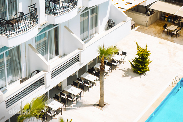 BESO BEACH HOTEL