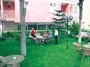 LARA DINC HOTEL (3 foto / 9)