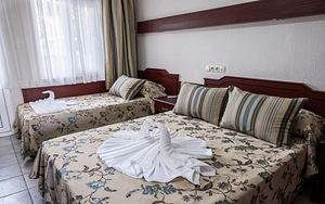 SIDE SPRING HOTEL (8 foto / 10)