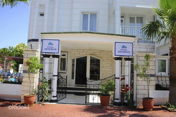 AMSTERDAM HOTEL