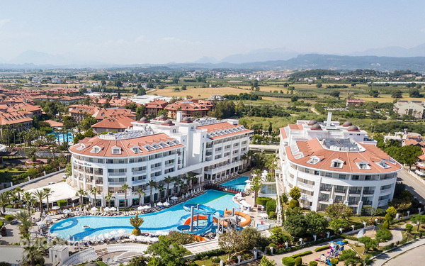 ALBA QUEEN HOTEL