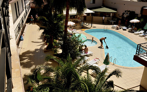 AYBEL INN HOTEL (3 foto / 10)