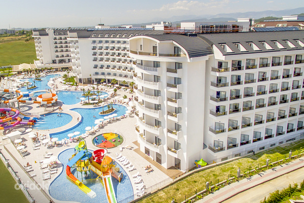 CALIDO MARIS HOTEL