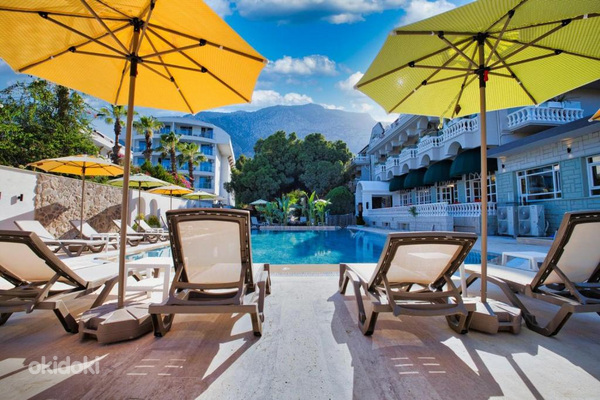 ROSE GARDEN PREMIUM HOTEL
