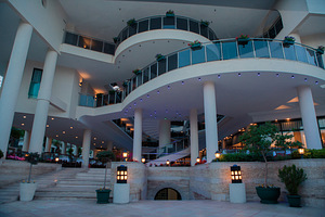 LANCORA BEACH HOTEL (1 foto / 10)