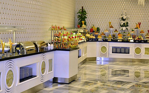 AZURA DELUXE RESORT & SPA (6 foto / 10)
