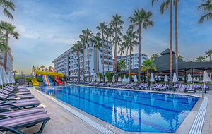 MERYAN HOTEL (9 фото из 10)