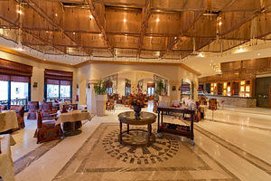 AMPHORAS BEACH HOTEL (5 foto / 10)