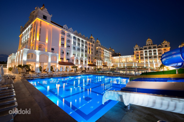 SIDE PREMIUM HOTEL