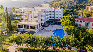 AKBULUT HOTEL & SPA (1 foto / 10)