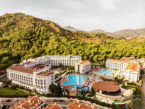 GREEN GARDEN RESORT & SPA (1 foto / 10)