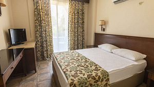 FAME HOTEL (2 фото из 8)