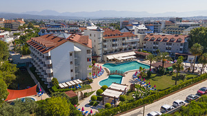 MONACHUS HOTEL & SPA (6 фото из 13)