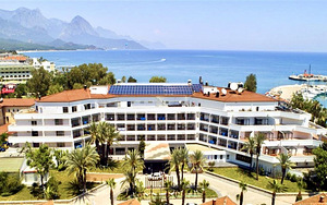 IMPERIAL TURKIZ RESORT HOTEL (1 foto / 10)