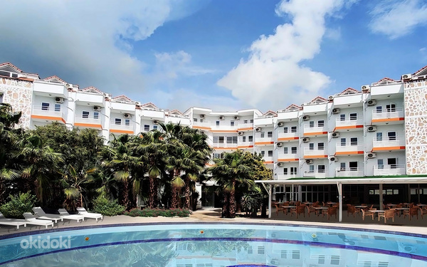 UK HOTEL KIRIS