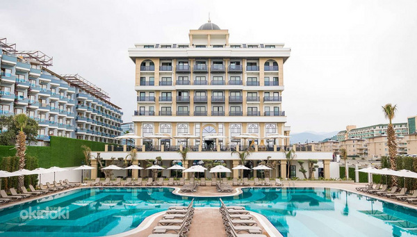 SERENITY QUEEN HOTEL