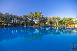 LATANYA PARK RESORT (1 foto / 10)