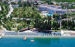 ROX RESORT HOTEL (6 фото из 10)