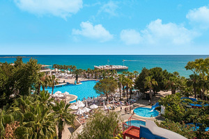 BOTANIK HOTEL & RESORT (2 foto / 10)