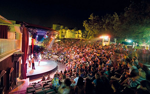 DOBEDAN WORLD PALACE (7 foto / 10)