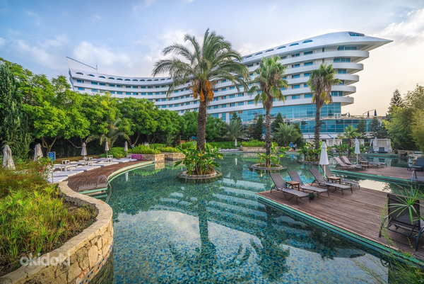 CONCORDE DE LUXE RESORT