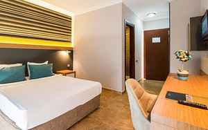 CLUB HOTEL SUNBEL (5 foto / 10)