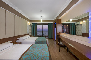 TAC PREMIER HOTEL (8 foto / 10)