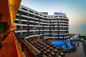 NOXINN DELUXE HOTEL (2 foto / 10)